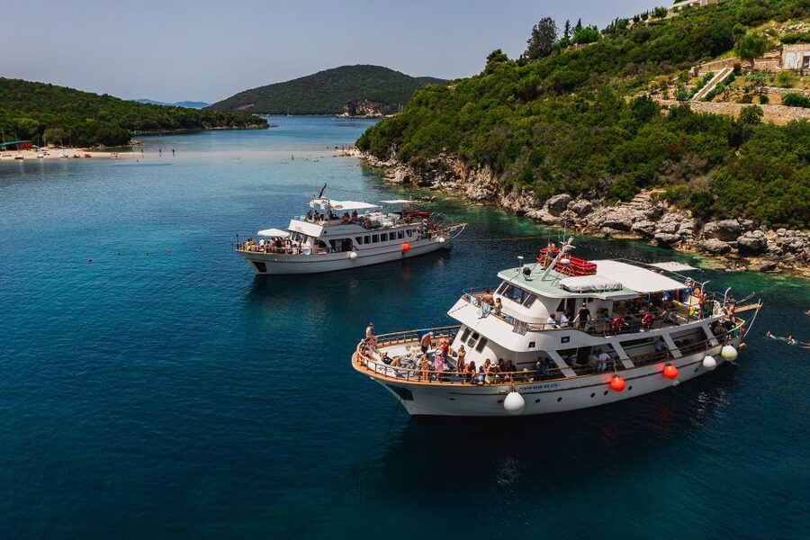 From Benitses/Lefkimmi: Blue Lagoon & Papanikolis Cruise - Syvota adds a useful mainland break