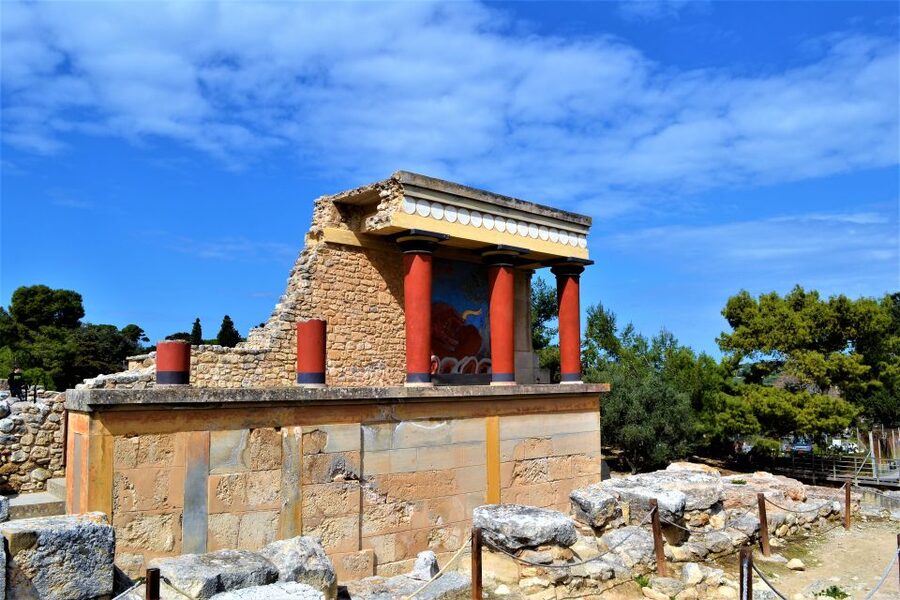 From Chania: Full-Day Heraklion Highlights Guided Tour - The long ride from Chania