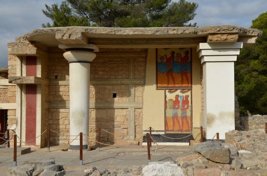 From Chania: Knossos Palace and Heraklion Full-Day Tour - Key points at a glance