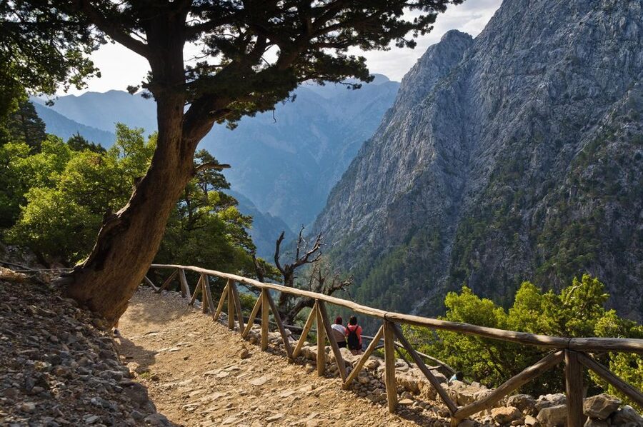 From Chania/Rethymno: Samariá Gorge Guided Hike with Pickup - Should you book this Samaria Gorge tour?