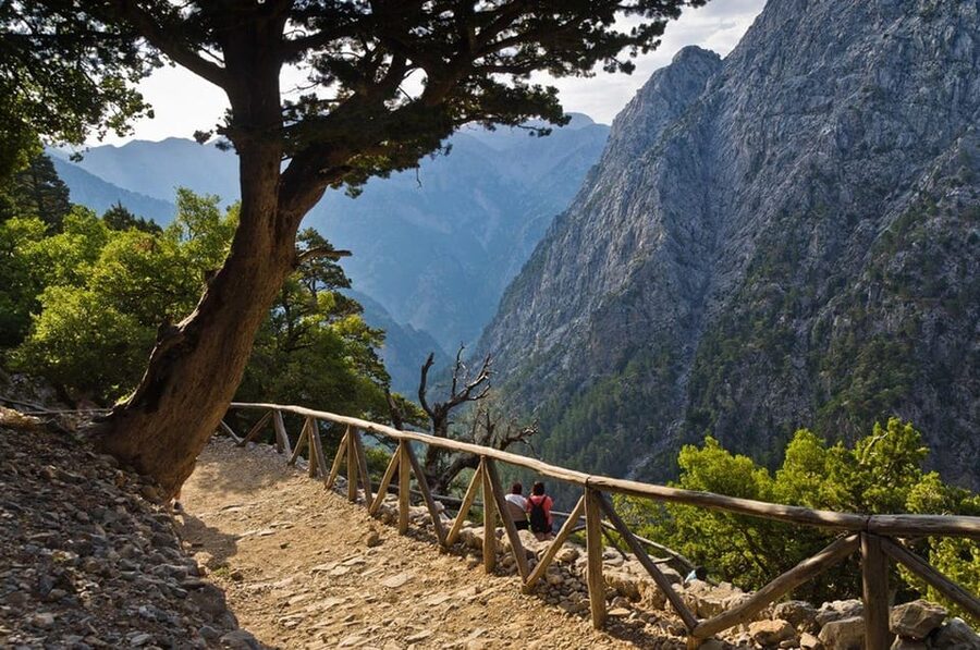 From Chania: Samaria Gorge with Professional Hiking Guide - The 16 km descent through Samaria National Park