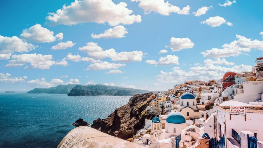 From Heraklion/Crete: Santorini Island Guided Day Trip - Oia from 10:30 to 12:10