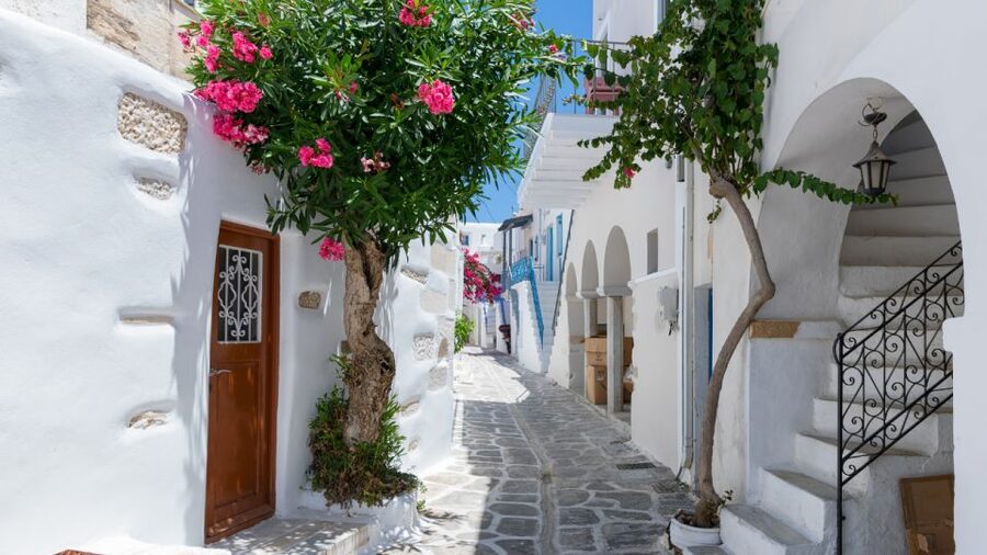 From Heraklion/Crete: Santorini Island Guided Day Trip - The coach ride to Fira