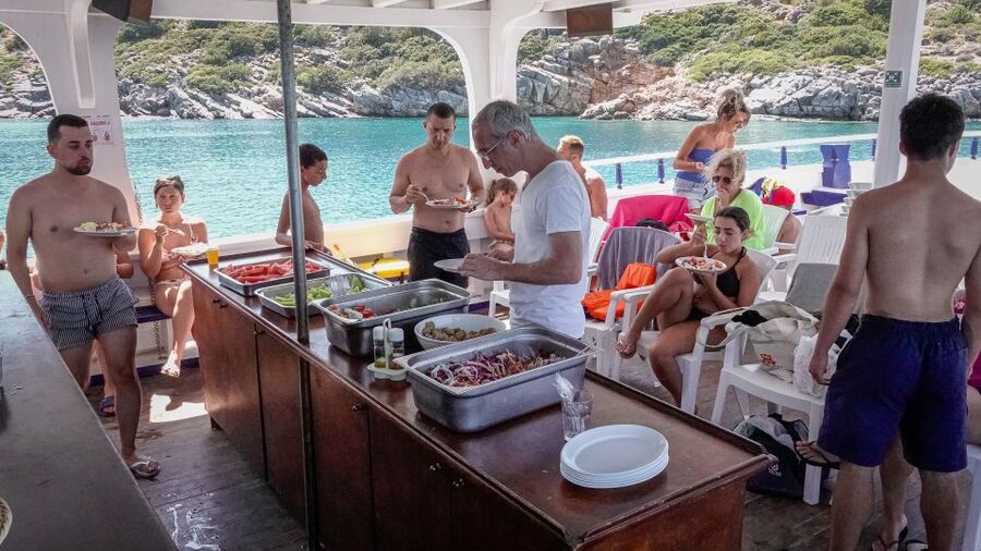 From Heraklion: Elounda, Kolokitha, and Spinalonga Boat Trip - Leaving Elounda Port at 2 p.m.