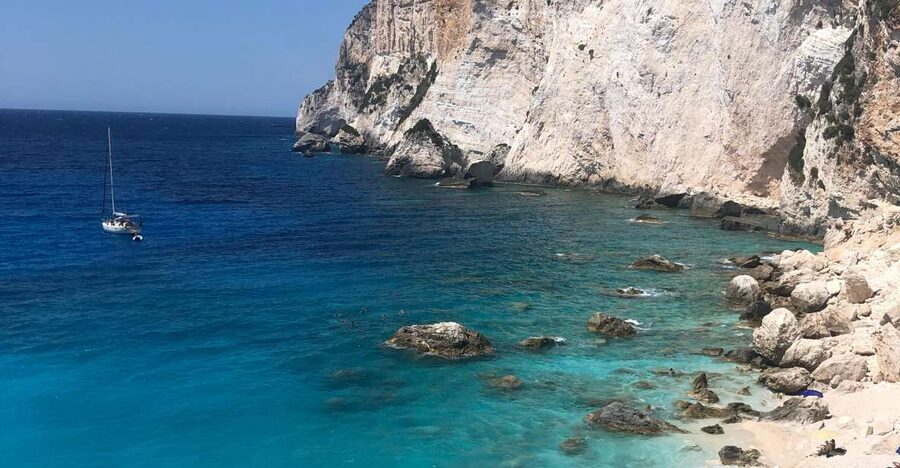 From Lefkimmi: Paxos, Antipaxos & Blue Caves Boat Tour - What this Paxos and Antipaxos cruise is really like