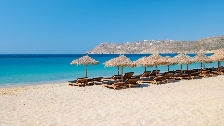 From Mykonos Cruise Port: Old Town Visit and Beach Getaway - What the $57 price really covers