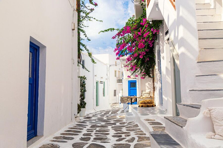 From Mykonos Cruise Port: Old Town Visit and Beach Getaway - Timing, transfers, and the cruise-day question