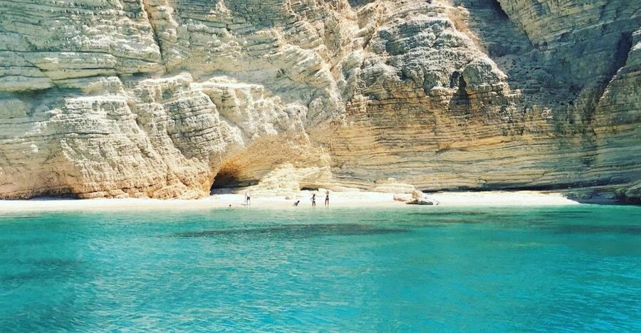 From Naxos: Koufonisia Boat Cruise and Rina's Cave w/ Lunch - What the crew does, and what it does not do