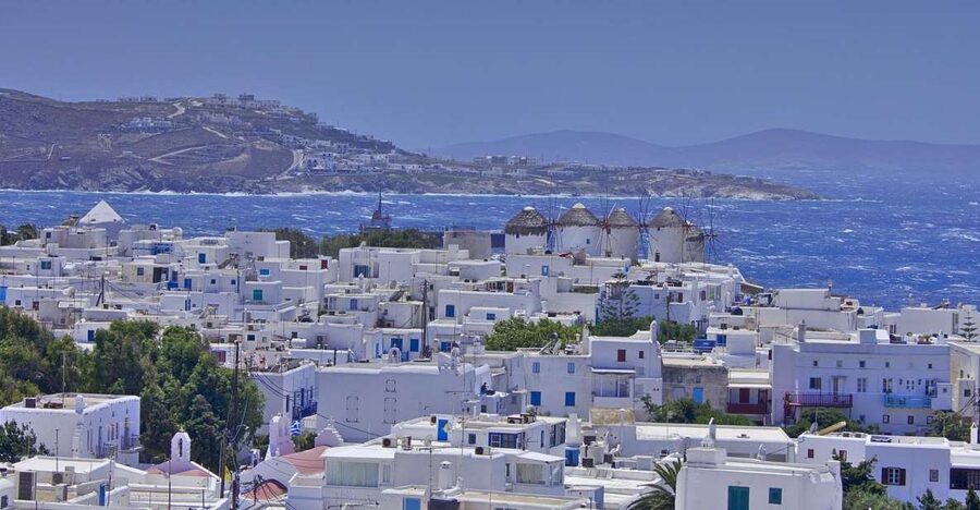 From Naxos: Round day trip to Mykonos Island - Choosing a beach instead of more town