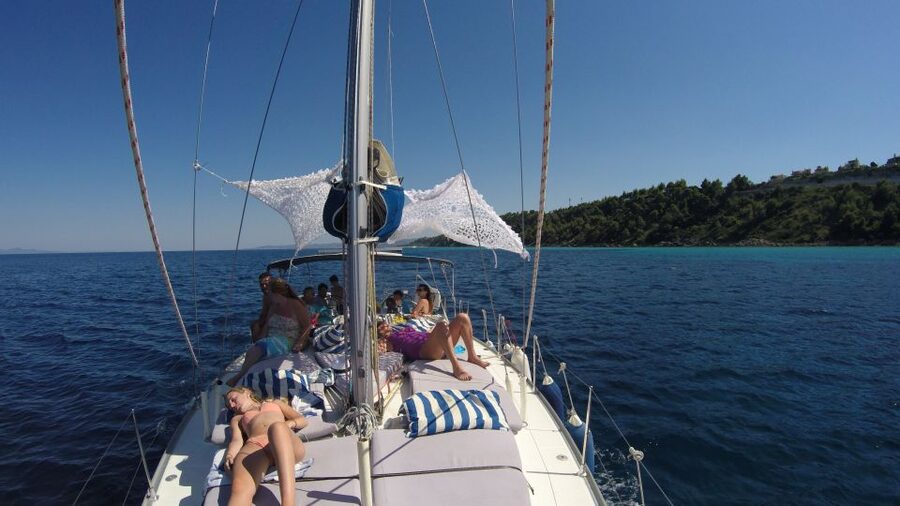 From Nea Fokea: Chalkidiki 6-Hour Cruise by Sailing Boat - Lunch arrives near Kalithea Beach