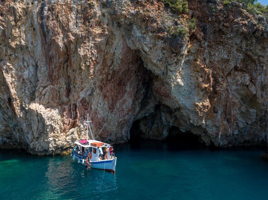 From Nidri: Marine Wildlife Cruise with Lunch and Swim Stops - Who will get the most from this cruise?