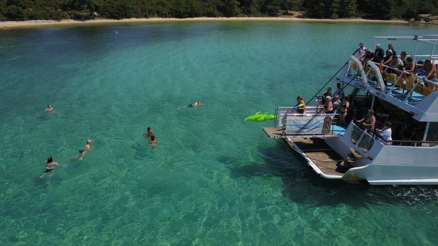 From Ouranoupoli: Blue Lagoon Two Island Cruise - Ammouliani Island and its local market