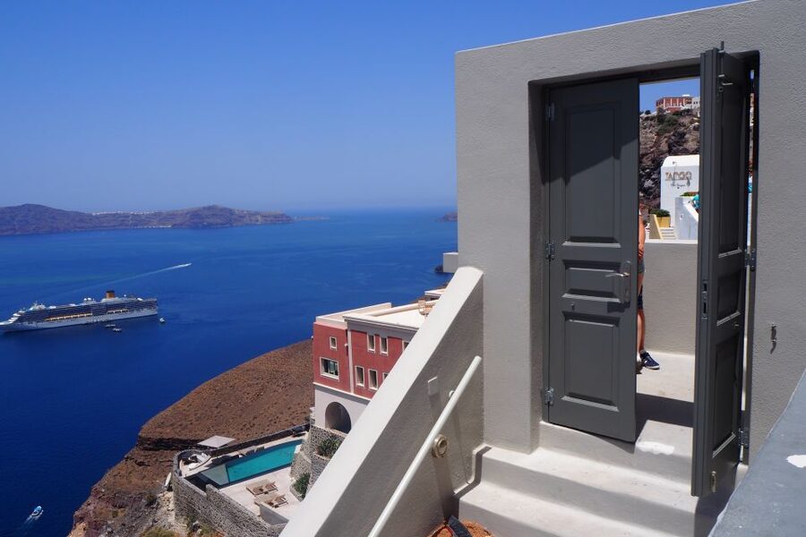 From Paros: Santorini Full-Day Boat Trip - Why this Paros day trip works