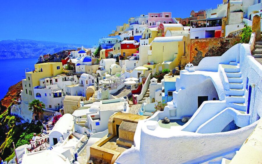 From Paros: Santorini full-Day Trip - Reaching Santorini and riding up to Fira