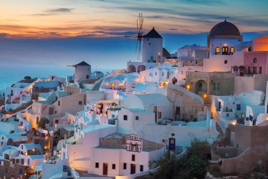 From Rethymno: Full-Day Trip to Santorini by Boat - Heat, crowds, and the pace of the day