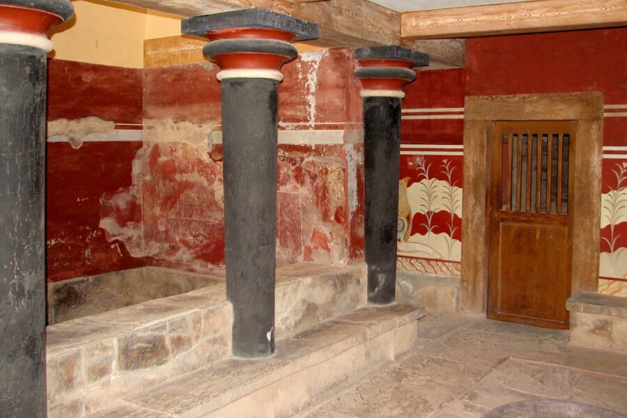 From Rethymno: Knossos Palace and Heraklion Guided Tour - Why this day trip makes sense from Rethymno