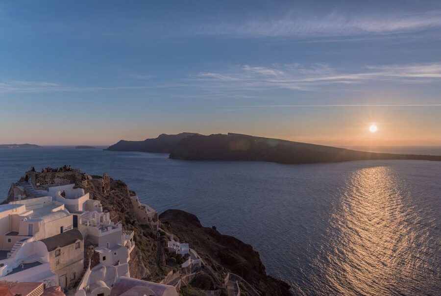 From Rethymno Port: Day Tour to Santorini - What to pack for the port and island
