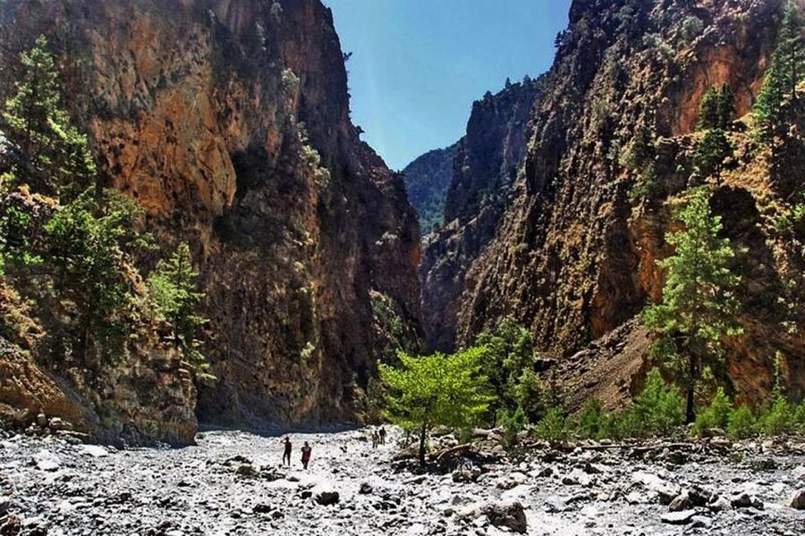 From Rethymno: Samaria Gorge Full-Day Trek, Pickup & Guide - Should you book From Rethymno to Samaria Gorge?