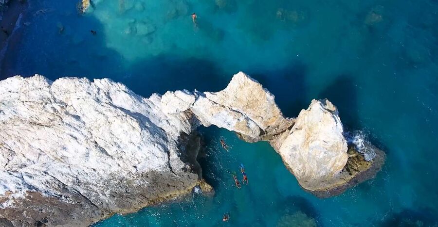 From Skiathos: Sea and Sun Island Day Cruise - The 50-minute ride north from Skiathos