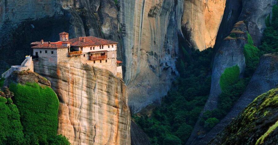 From Thessaloniki: Full Day Trip to Meteora - Why Meteora makes a strong day trip from Thessaloniki