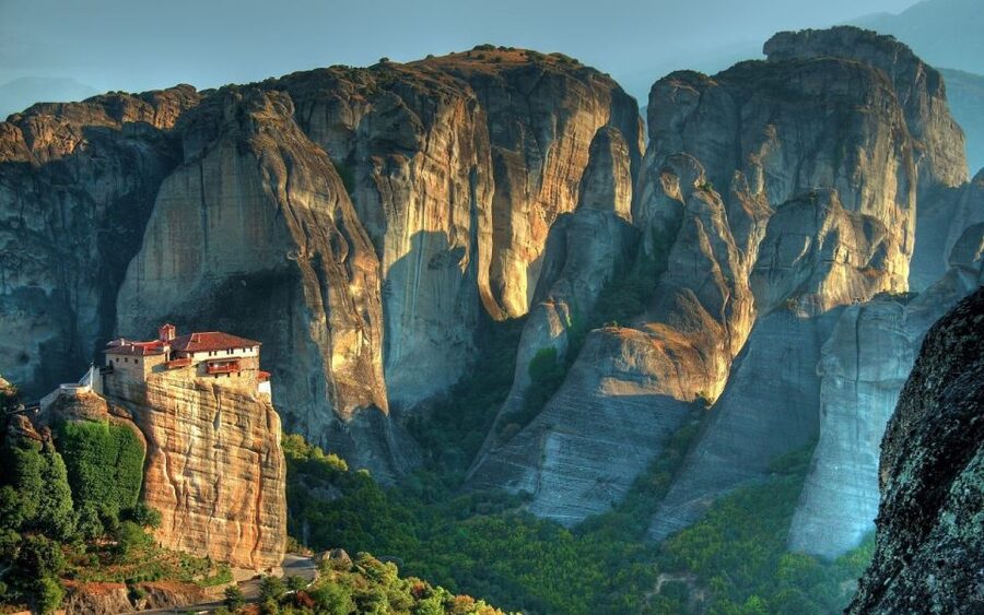 From Thessaloniki: Meteora Small Group Day Trip - Who should book this Meteora excursion?