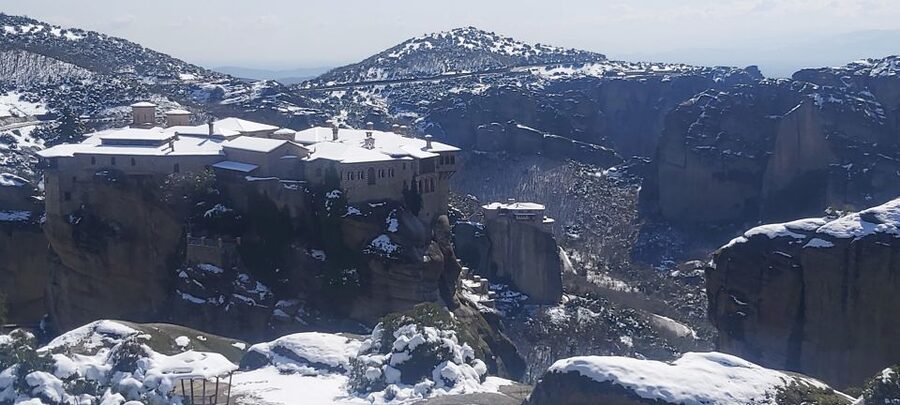 From Thessaloniki: Private Day Trip to Meteora with Transfer - Why Meteora works as a day trip from Thessaloniki