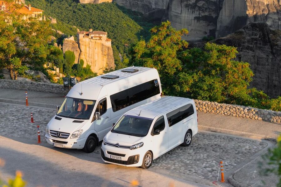 From Thessaloniki: Train Trip to Meteora & Monastery Tour - Why the semi-independent format can work