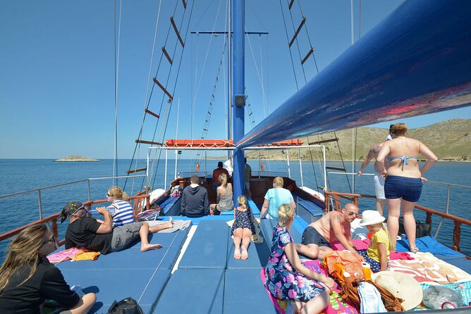 Full Day 3-Island Boat Cruise from Port of Kos - Lunch, music, and the atmosphere onboard
