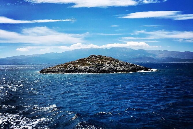 Full Day Boat Cruise to 3 Islands with optional pickup - Lunch, drinks, and the onboard atmosphere