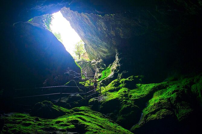 Full-Day Small-Group Tour in Crete with Zeus Cave Visit - The rough road through Ebassas Gorge