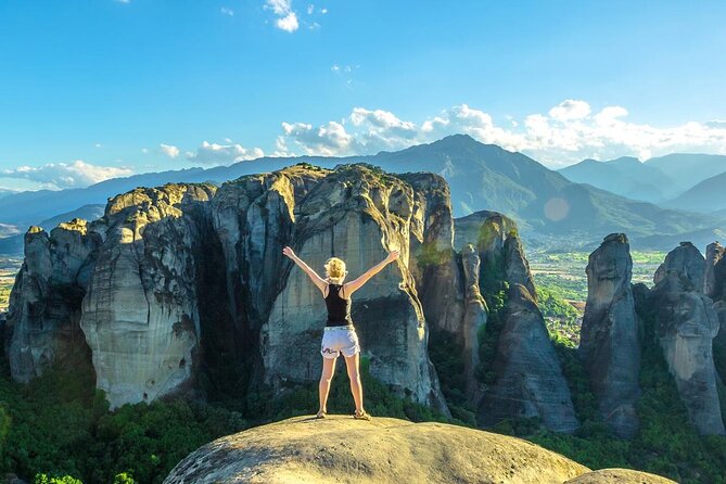 Full-Day Trip to Meteora from Thessaloniki - Visiting two of Meteora’s operating monasteries
