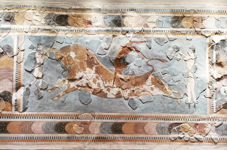 Heraklion Archaeological Museum Ticket & Audio Guide - The first galleries: a long story in small objects