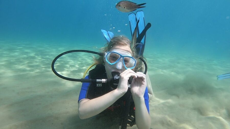 Heraklion: Beginner Scuba Diving Lesson with PADI Instructor - At Cretandivers, the lesson comes first