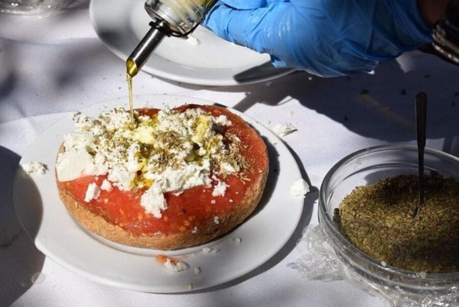 Heraklion: Cretan Cooking Lesson with Lunch in Arolithos - What makes this Cretan cooking lesson worthwhile