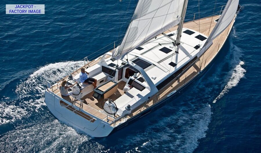 Heraklion: Dia Island Luxury Sailing Trip with Meal & Drinks - Dia Island without the beach landing