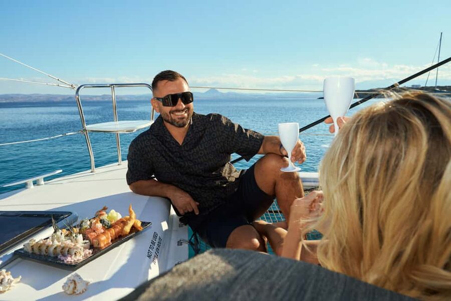 Heraklion: Dia Island Romantic Sunset Cruise with Wine - Dia Island’s clear bay and 75 minutes on the water