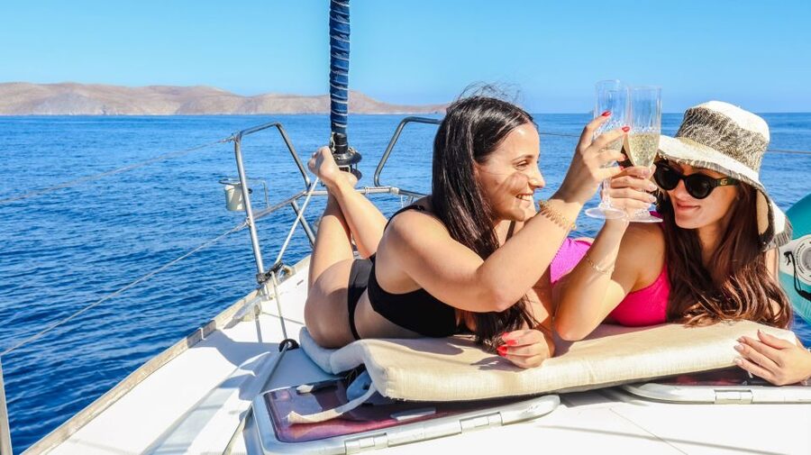 Heraklion: Dia Island Sailboat Cruise with Swimming and Meal - Who will enjoy this cruise most?
