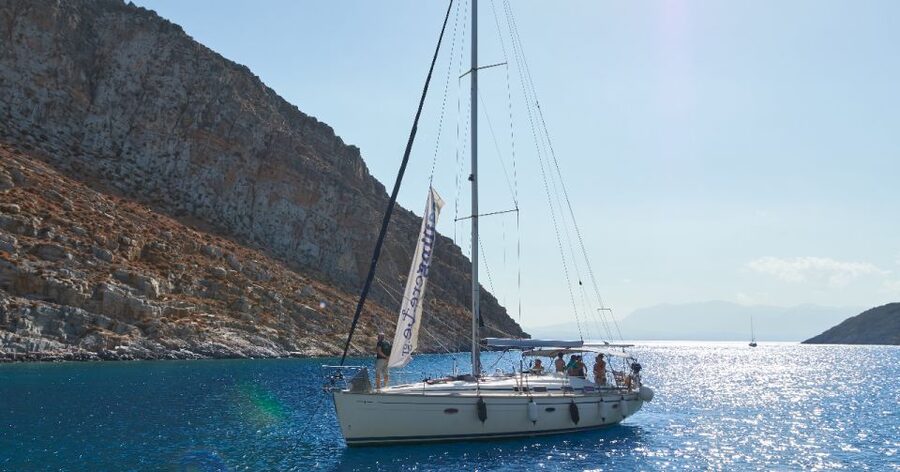 Heraklion: Dia Island Sailing Cruise with Snorkeling - Food, drinks, and the value of the $82 price