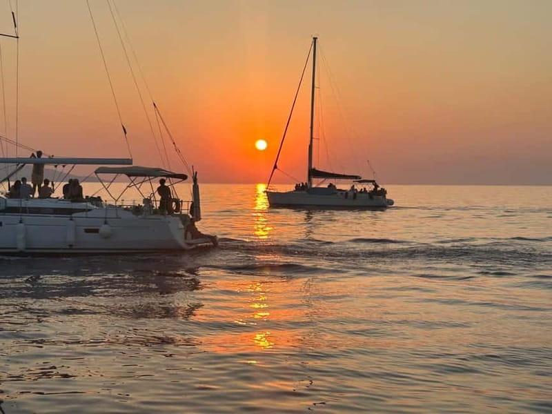 Heraklion: Dia Island Sunset Boat Tour with Dinner - Should you book the sunset sail?
