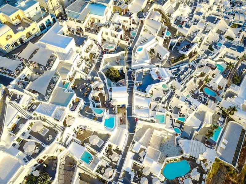 Heraklion: Guided Santorini Day Trip with Ferry Cruise - Getting from your hotel to Heraklion Port