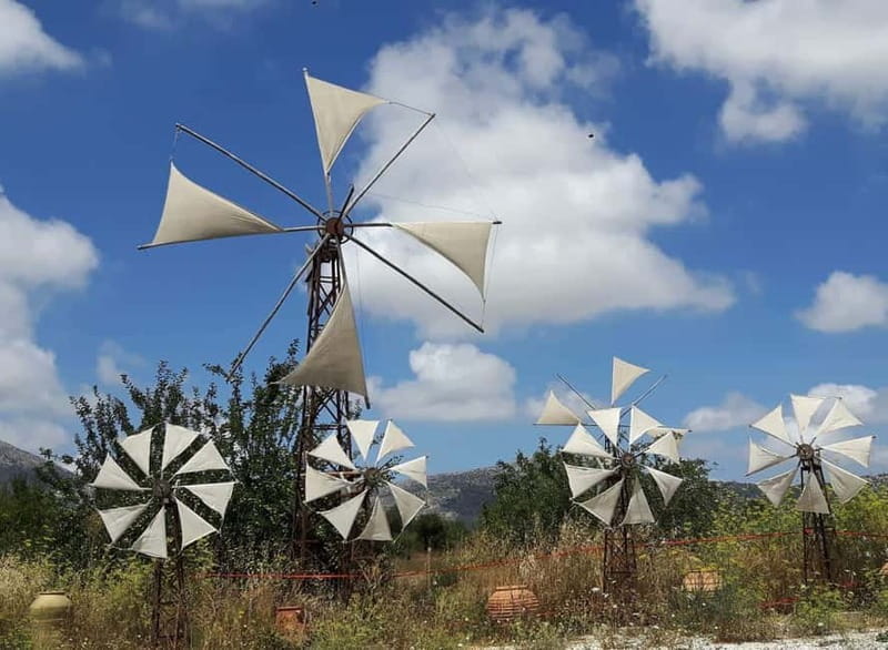 Heraklion: Knossos, Zeus, Villages & Olive Oil Factory Tour - Local food and wine on the plateau