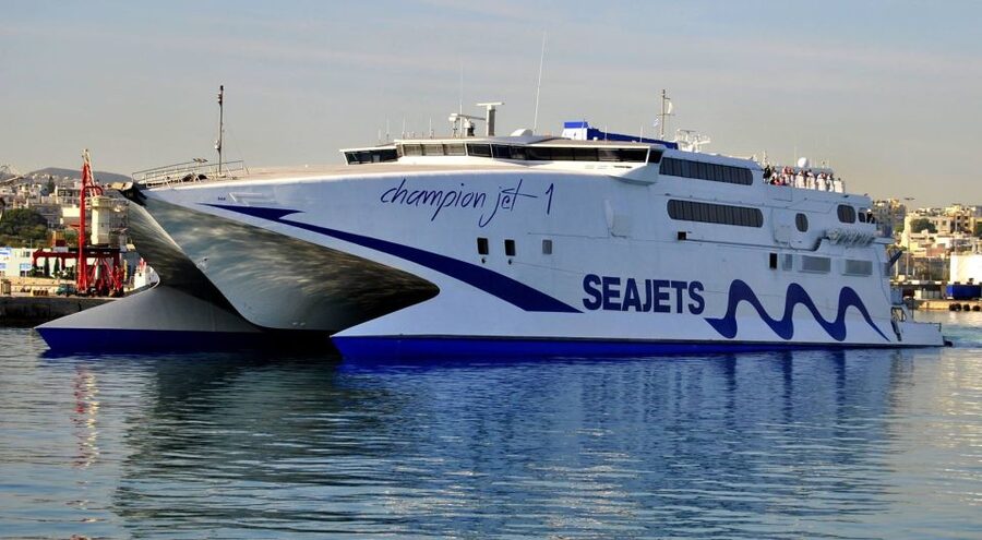 Heraklion or Ag Nikolaos: Oia & Fira Full-Day Santorini Trip - Who Should Book This Trip?