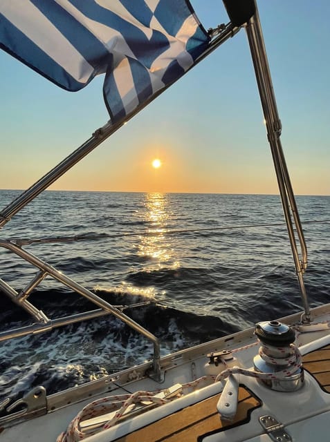 Heraklion: Sailing Cruise to Dia Island with Drinks and Meal - How the six hours are best used