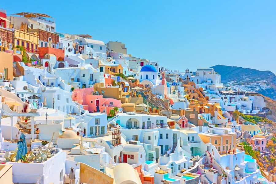 Heraklion: Santorini Day Trip with Boat Transfer & Oia Visit - The crowd question is important