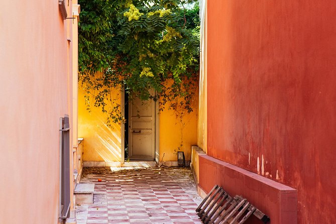 Highlights & Hidden Gems With Locals: Best of Athens Private Tour - What the Flexible Route Can Add