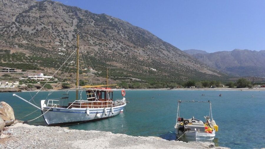 Jeep Driving Tour to Thripti Mountains and typical villages - Finishing at Tholos Bay