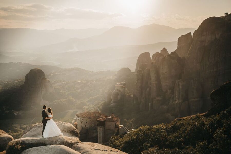 Kalabaka: Meteora Monasteries Minibus Tour with Photo Stops - A compact four-hour schedule from Kalabaka