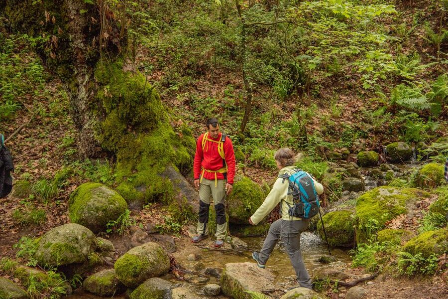 Kalabaka: Meteora Small-Group Hiking Tour w/ Monastery Visit - Kastraki to Dupiani Hermitage