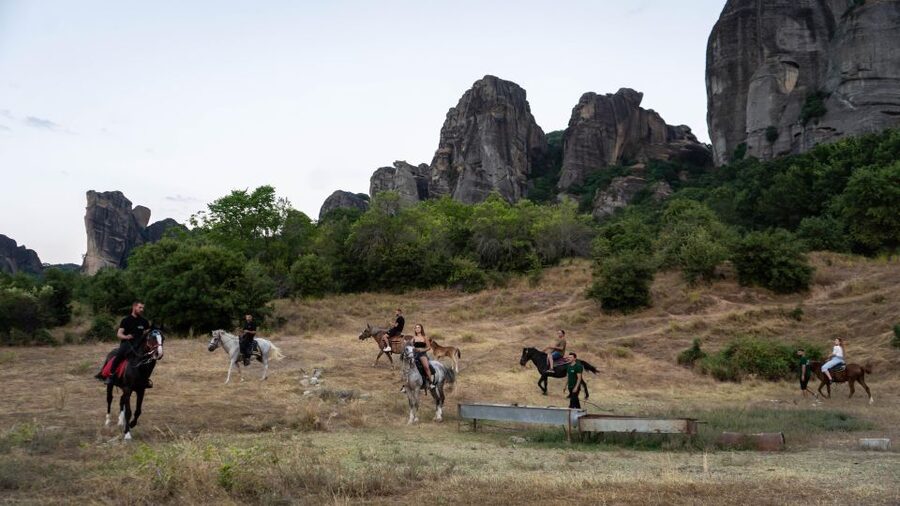 Kastraki: Meteora Morning Horse Riding with Monastery Visit - Morning light and the best photo moments