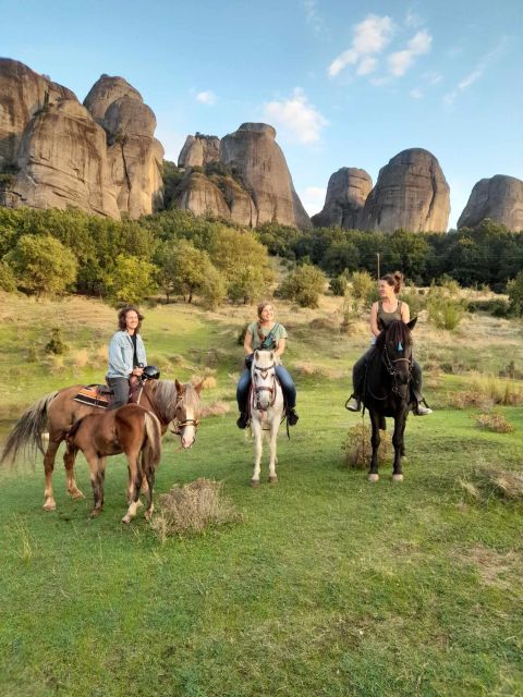 Kastraki: Meteora Sunset Horseback Riding - Sunset light is the main event